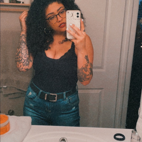 ✨ Hi! I’m Lynsey ✨ - Picture 10 of 15